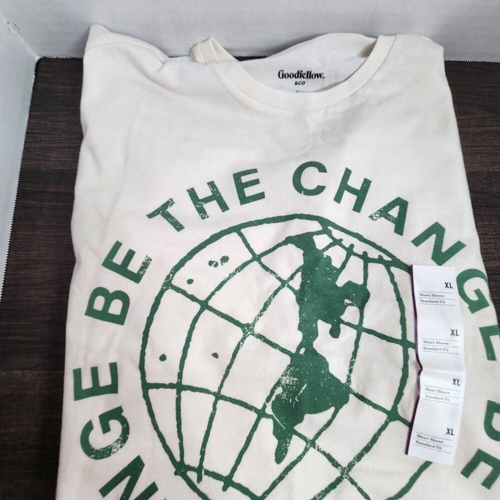 Goodfellow Be the Change mens Tee shirt size x Large tshirt